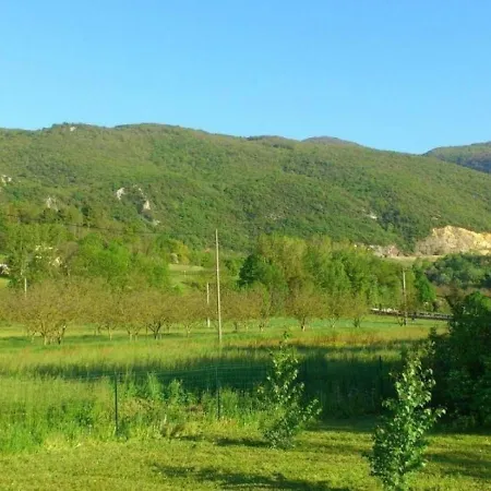Holiday home House Les Perrieres